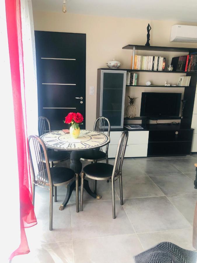 T2 Aile De Villa Et Spa-Jacuzzi Prive Et Illimite Et Plateau D'Acceuil Offert! Camps-la-Source 외부 사진