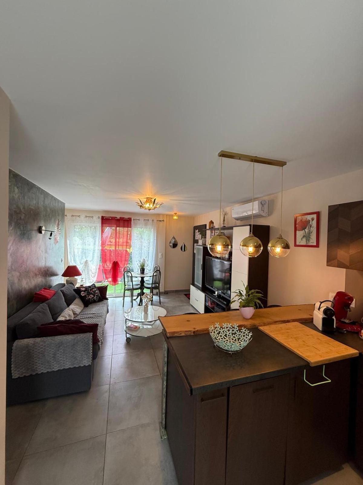 T2 Aile De Villa Et Spa-Jacuzzi Prive Et Illimite Et Plateau D'Acceuil Offert! Camps-la-Source 외부 사진